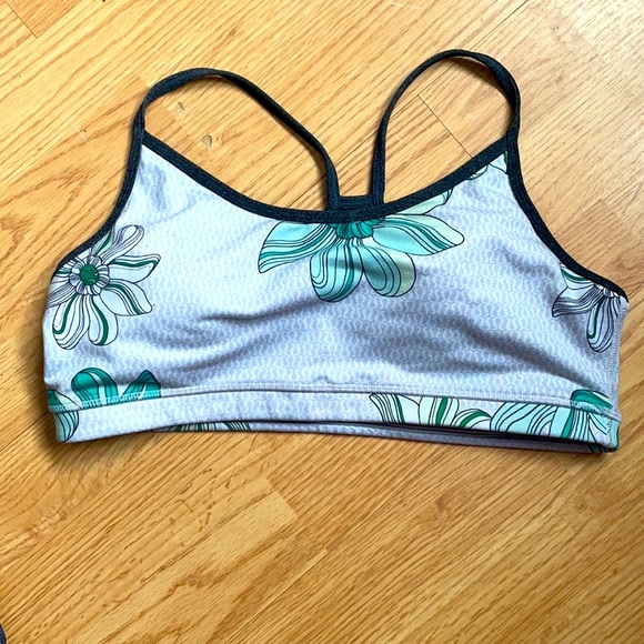 Lululemon y-flow bra - Picture 1 of 5